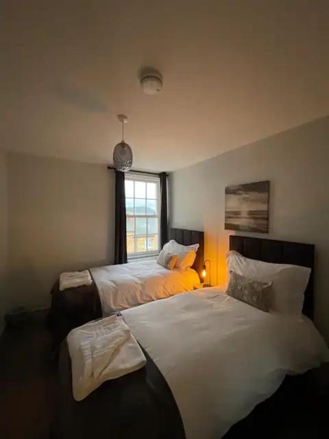 Superb 2 Bedroom Sea View Flat Scarborough Buitenkant foto